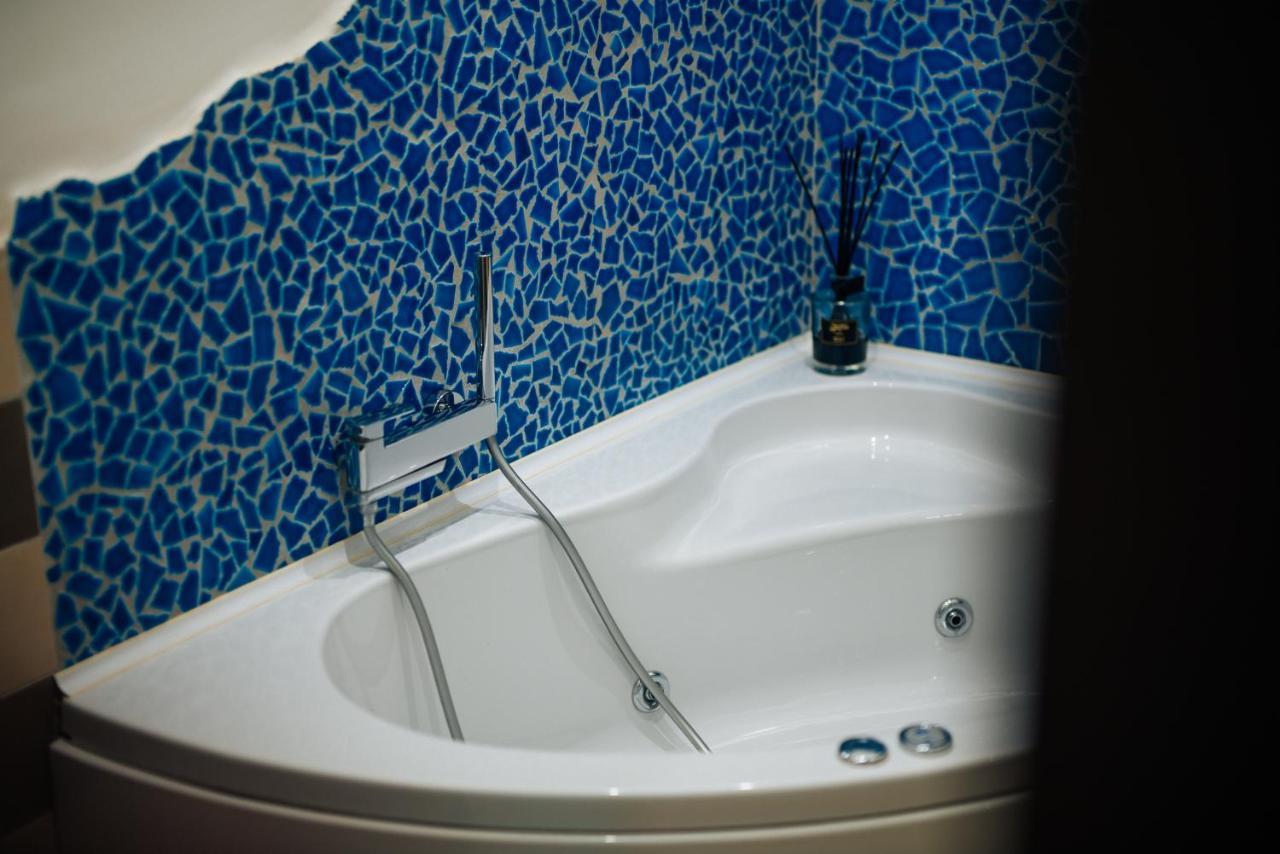 Domus Gisulfo Apartman Salerno Kültér fotó